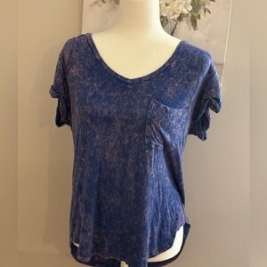 American eagle T Shirt💙🩷